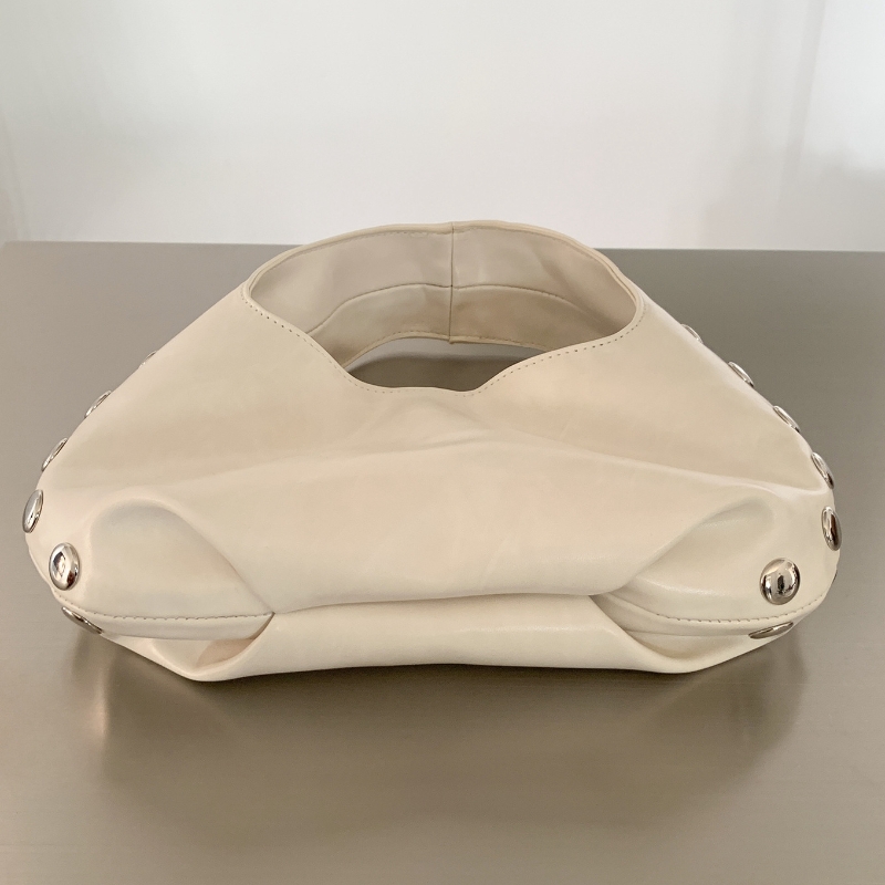 حقيبة عمل وتنقل عصرية جديدة بت - مراجعة Leatherwork Designs وسعره